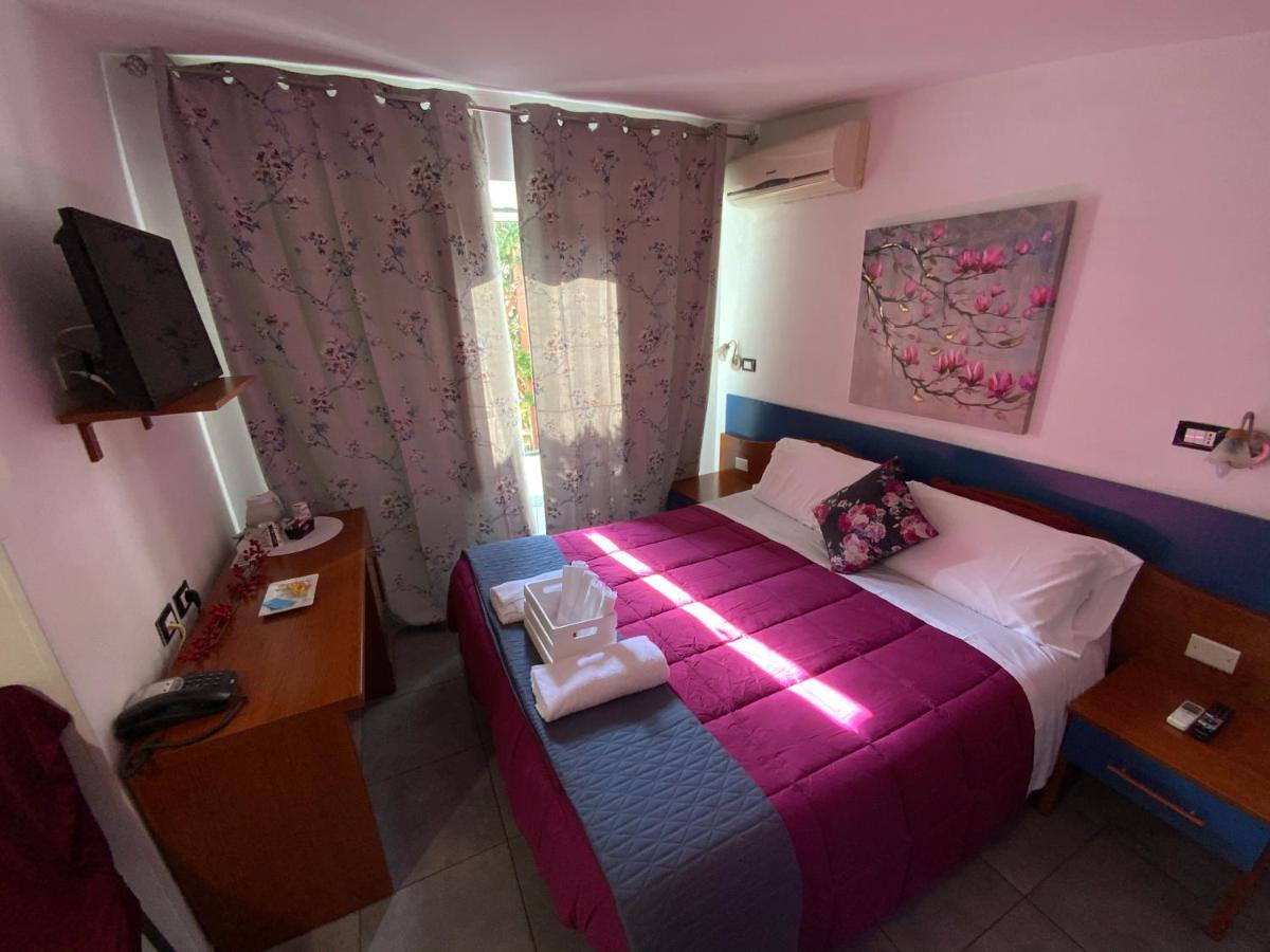 Albergo Villa Marina Anzio Dış mekan fotoğraf